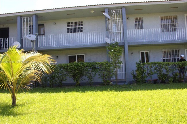 Building Photo - 4050 NW 135th St