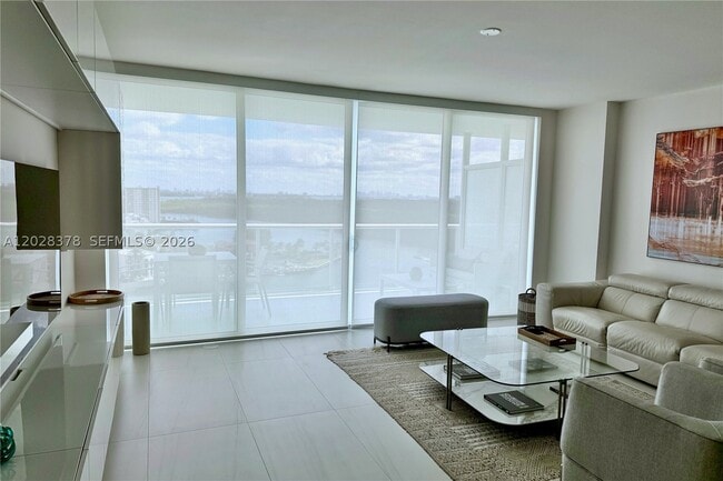 Building Photo - 400 Sunny Isles Blvd