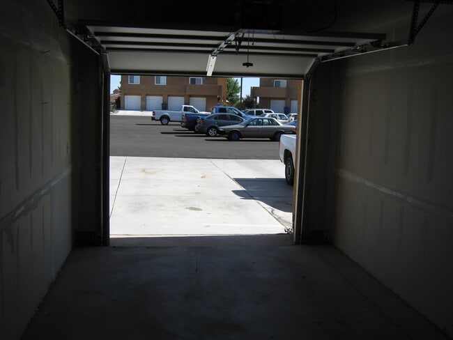 Building Photo - 1003 Mineral Way