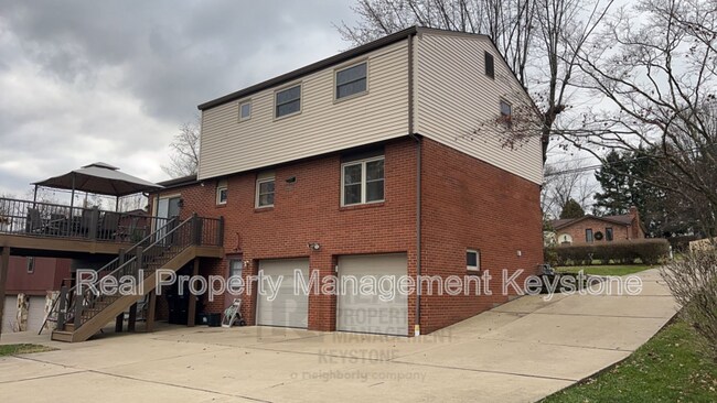 Building Photo - 1669 Charlton Heights Rd
