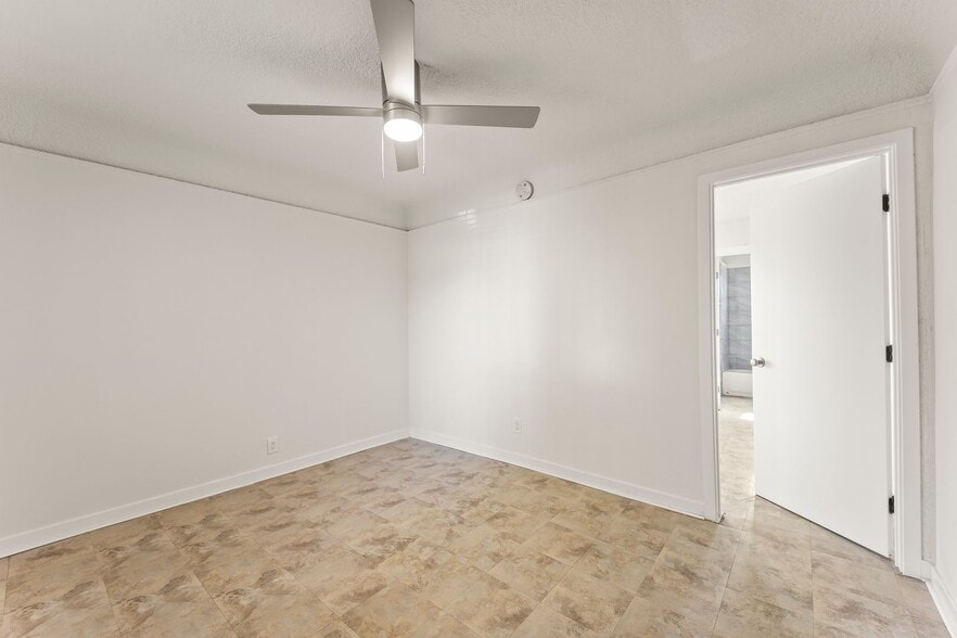 Building Photo - 106-118 1/2 W 79th St.