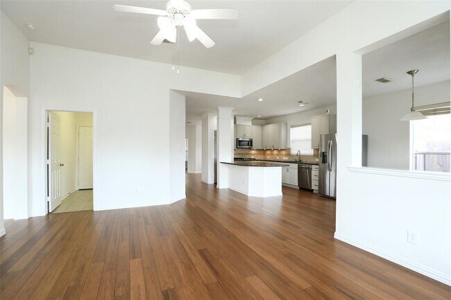 Building Photo - 11411 Cypresswood Trail Dr