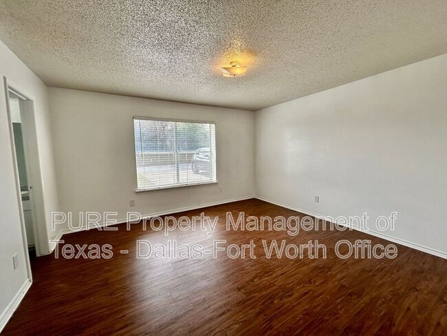 Building Photo - 3405 Orchard St