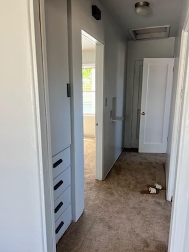 Building Photo - 1 bed, 1 bath - Point Loma