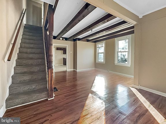 Building Photo - 507 N 2nd St