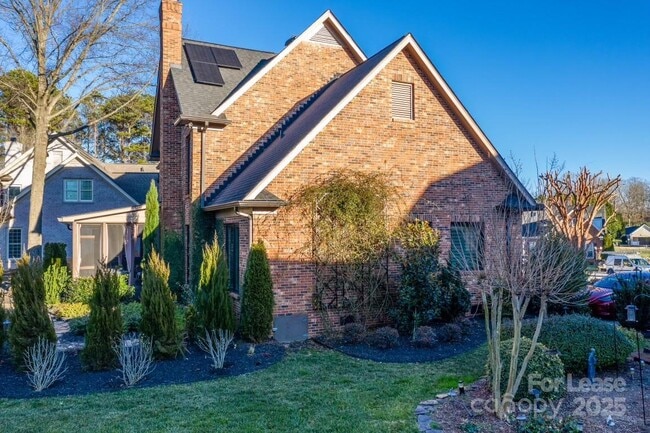 Building Photo - 7323 Swansea Ln