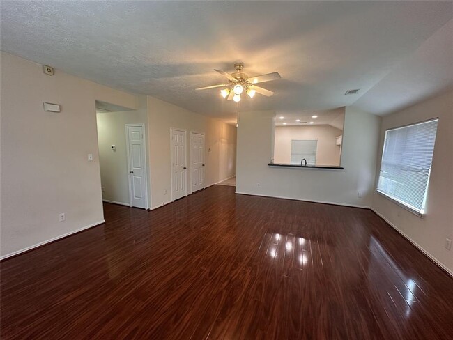 Building Photo - 5404 Balmorhea Dr