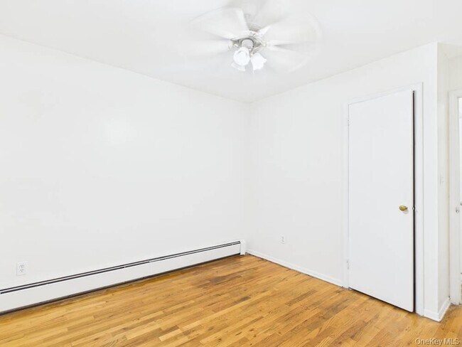 Building Photo - 101-24 78th St