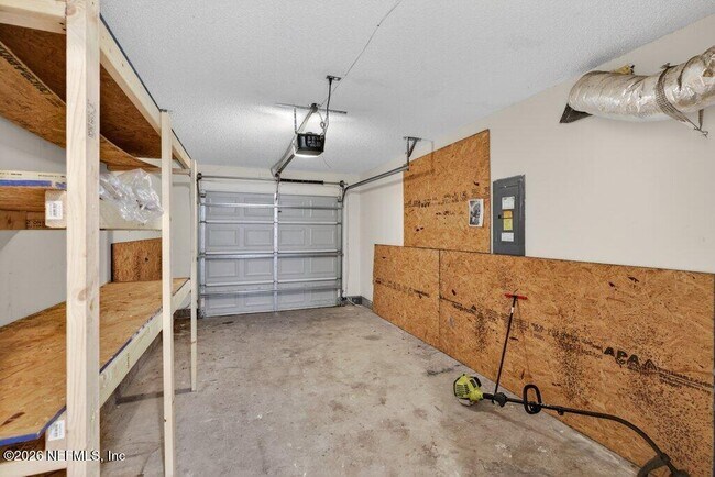 Building Photo - 518 Tuxedo Ct