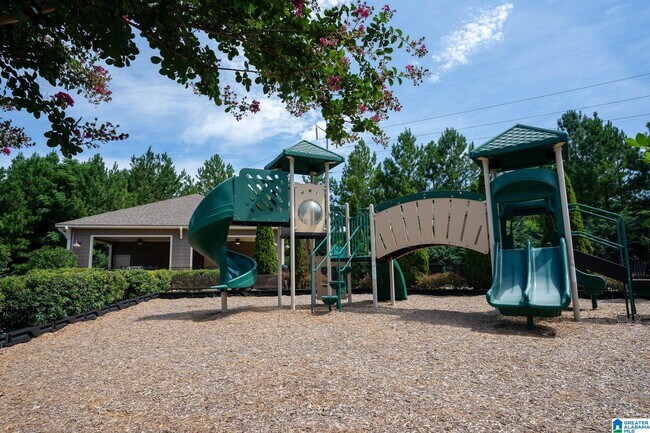 Building Photo - 5700 Post Oak Trl