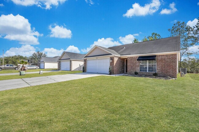 Building Photo - 142 West Tisbury Lane