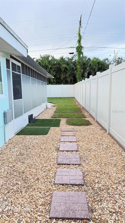Building Photo - 3107 Bayshore Gardens Pkwy