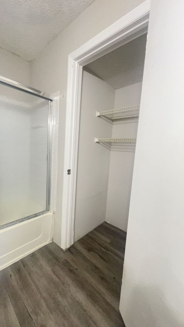 Building Photo - For Rent: 1 Bedroom, 1 Bath in a gated com...