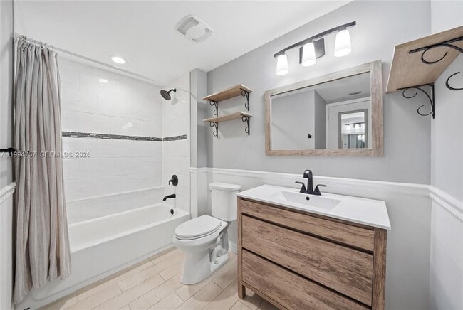 Building Photo - 3180 SW 22nd Terrace