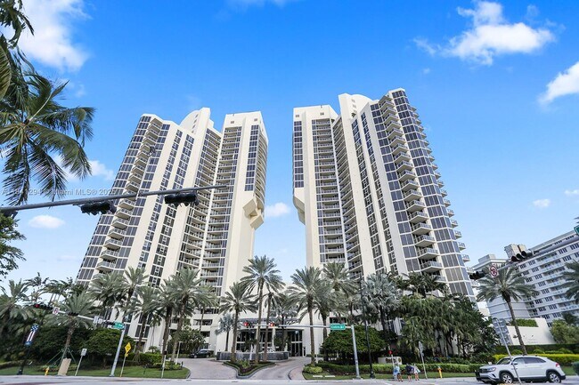Building Photo - 19111 Collins Ave