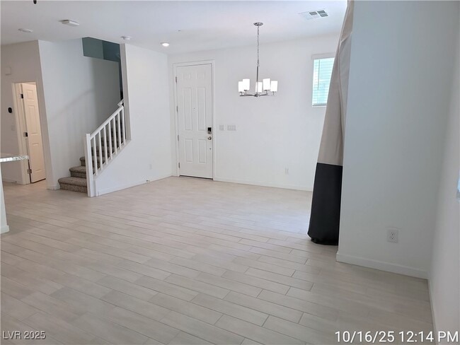 Building Photo - 965 Nevada State Dr