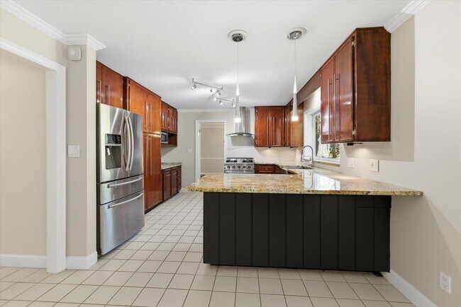 Building Photo - 602 Middlebrooks Cir