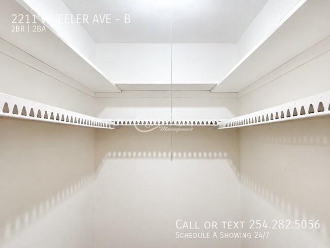 Building Photo - 2211 Wheeler Ave