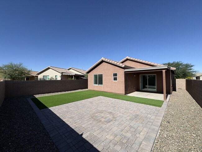 Building Photo - Beautiful Eastside Tucson  rental
