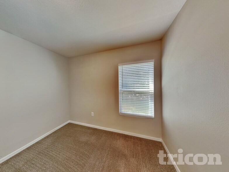 Building Photo - 2491 Stanton Ave