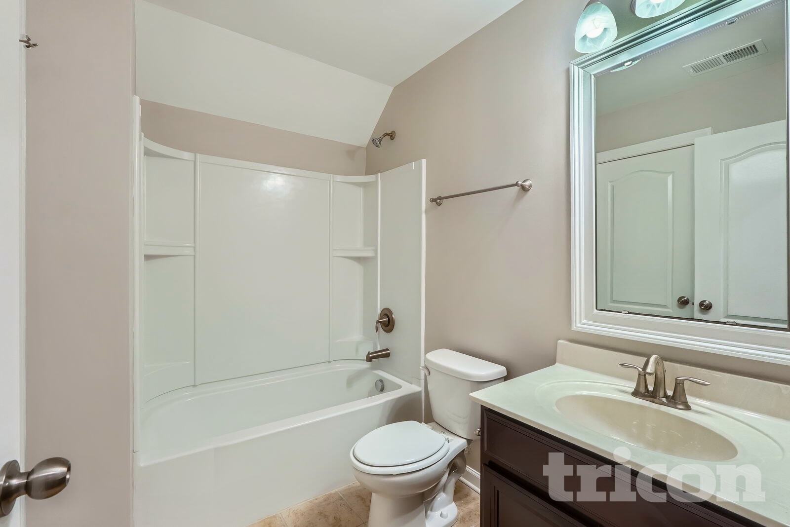 Building Photo - 1104 Brough Hall Dr