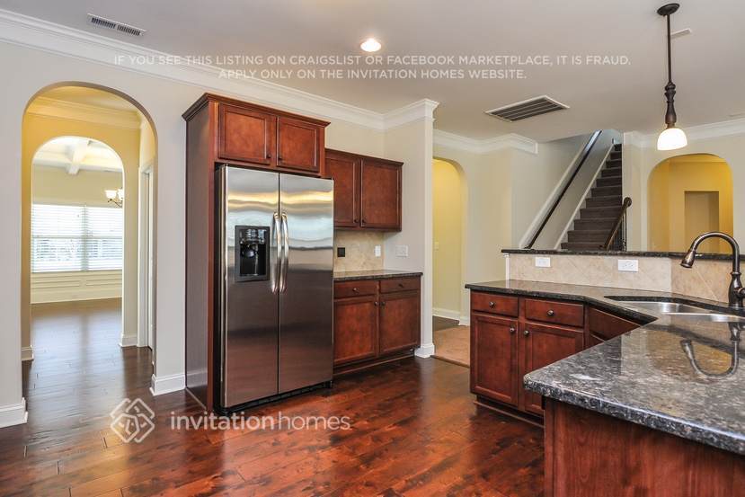 Building Photo - 117 Tarkenton Ct