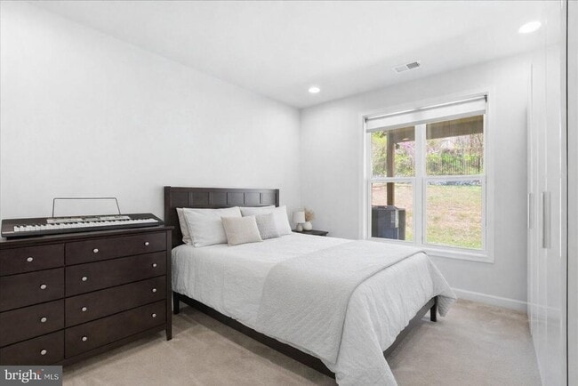 Building Photo - 4537 Plateau Dr