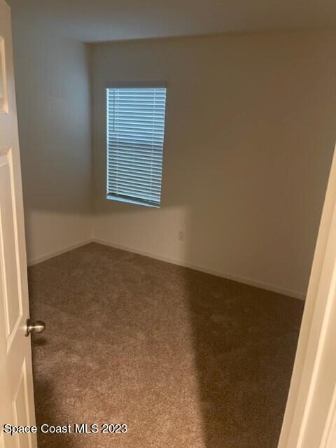 Building Photo - 7438 Tourmaline Dr