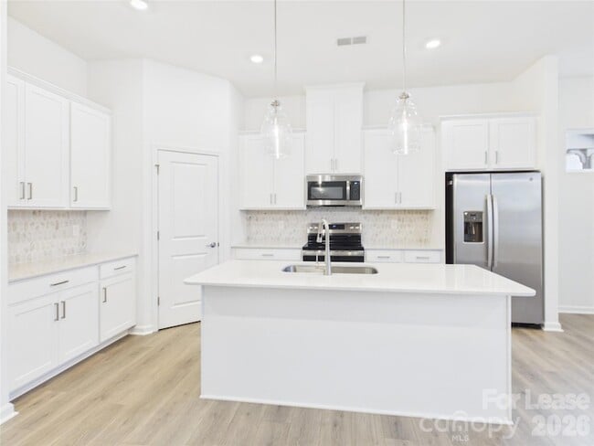 Building Photo - 5511 Wolfpack Aly