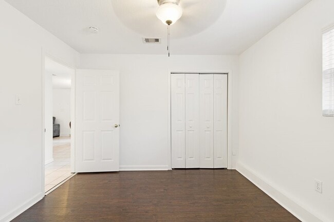 Building Photo - 1217 Market St