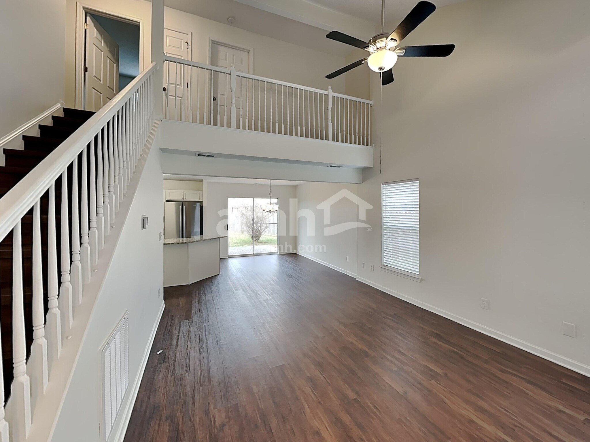 Building Photo - 1002 Daniel Ln