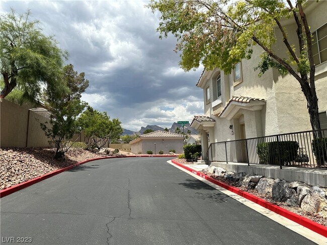 Building Photo - 1500 Ruby Cliffs Ln