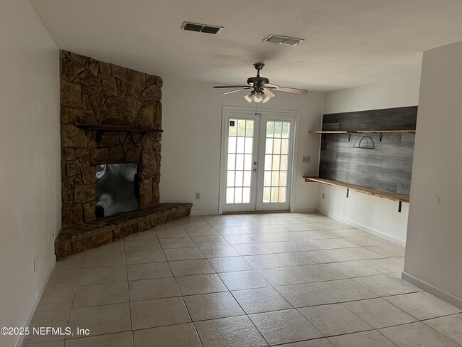 Building Photo - 4299 Windergate Dr