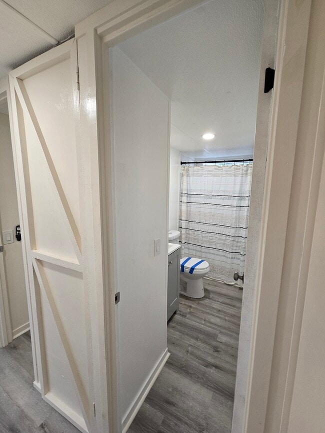 Building Photo - 960 N Rock Crusher Rd