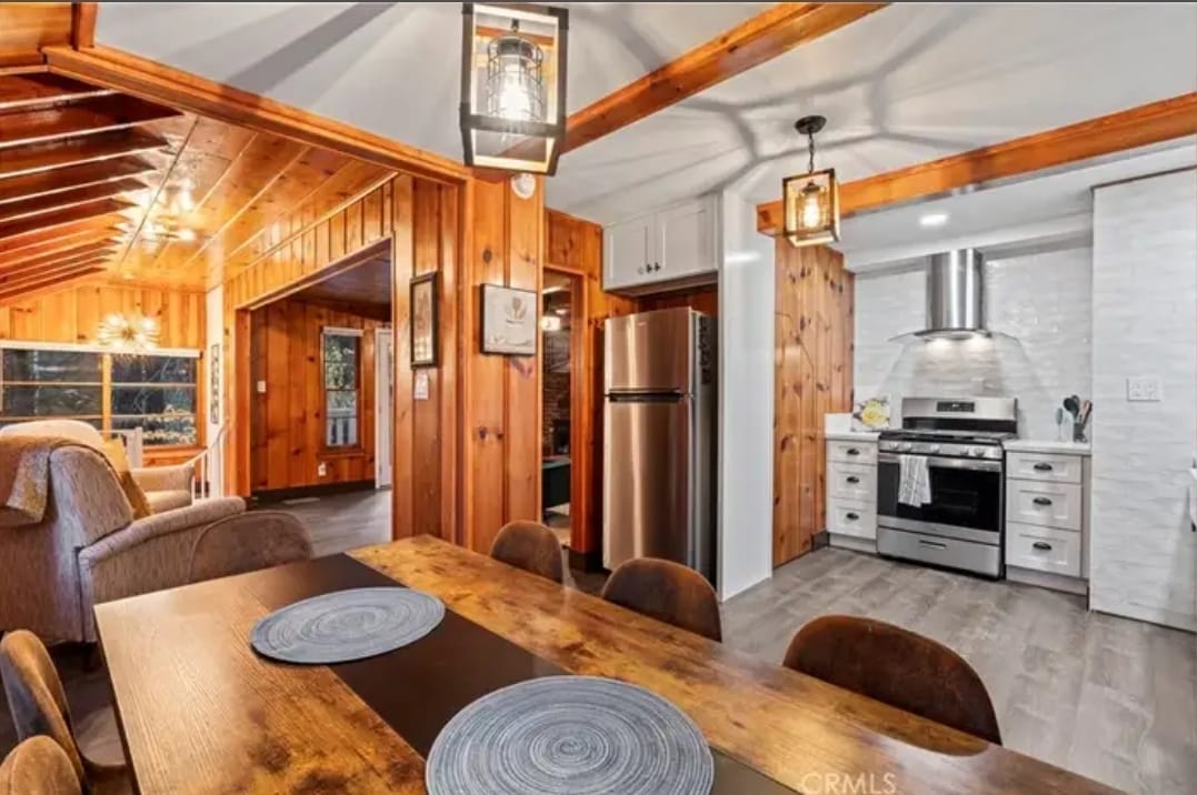 Building Photo - 26776 CA-189