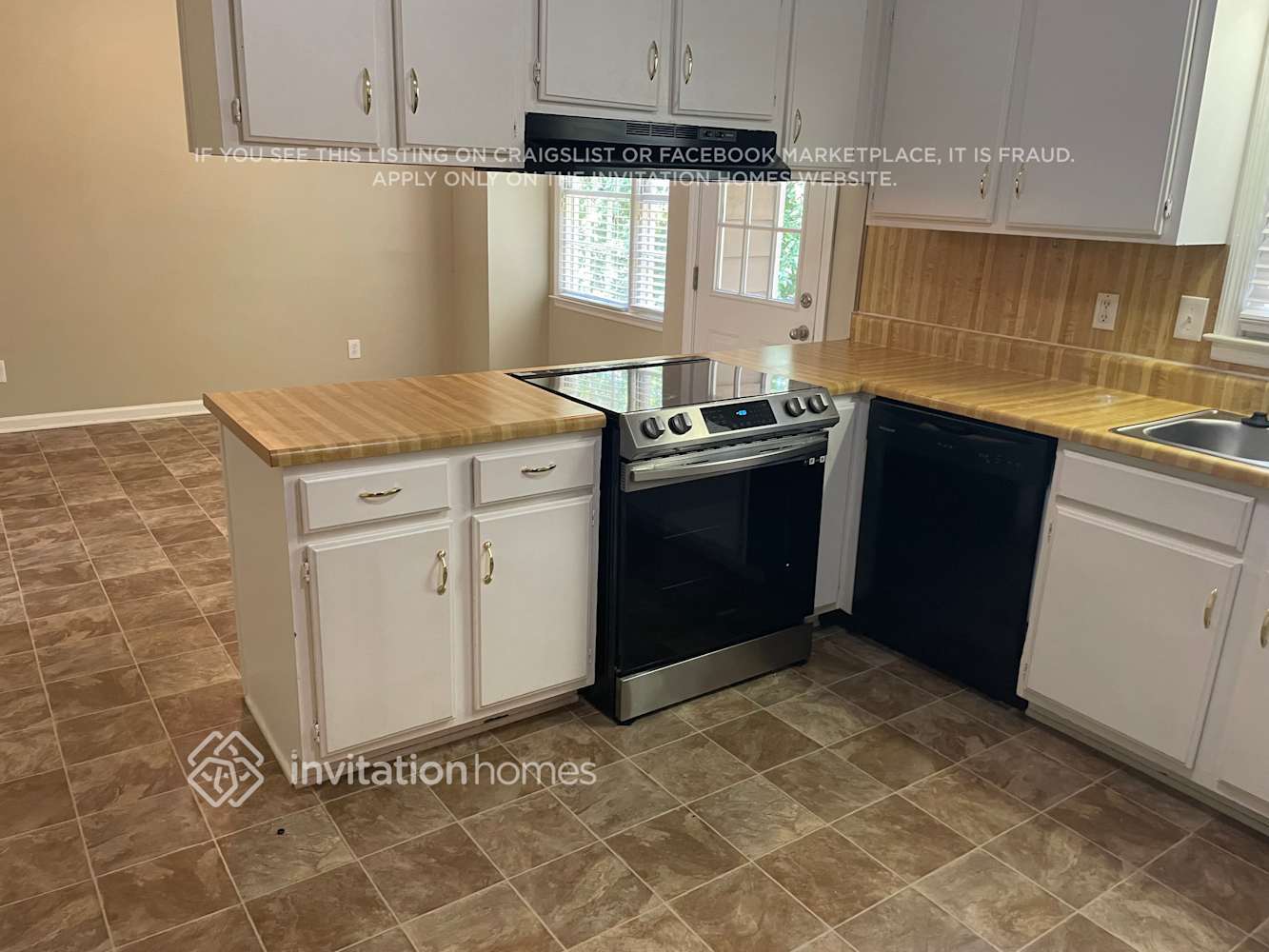 Building Photo - 1851 Twin Branch Dr