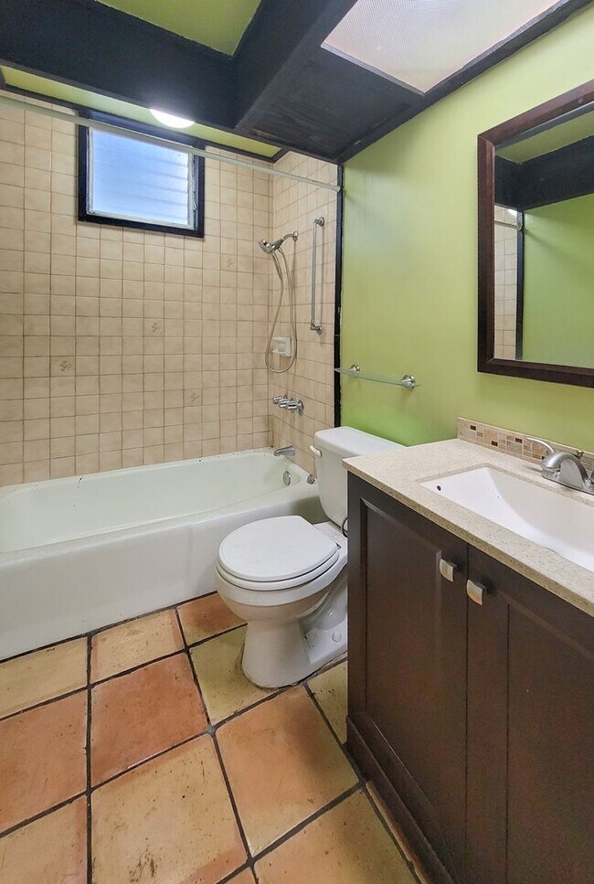 Building Photo - Ground Floor Unit at The Pleasanton! - 2BR...