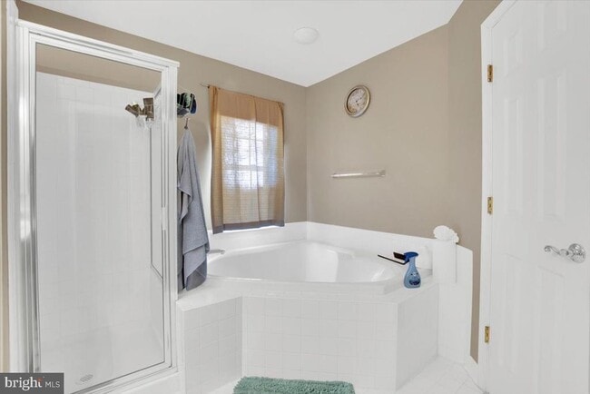 Building Photo - 41904 Cinnabar Square