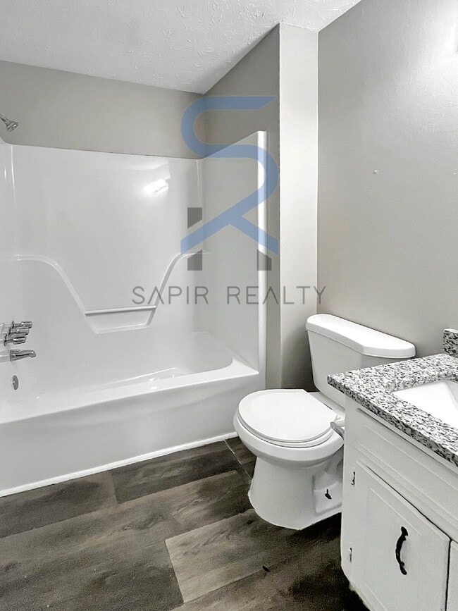 Building Photo - 5341 Ridgemere Ct