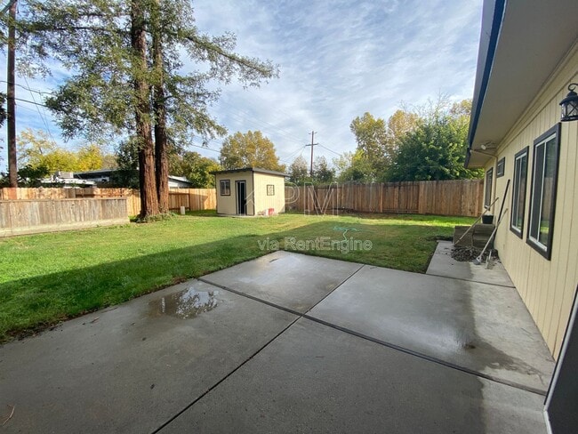 Building Photo - 1851 Porter Way