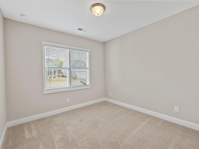 Building Photo - Earn Wealth While Leasing – Like a Homeowner – Lease to Own