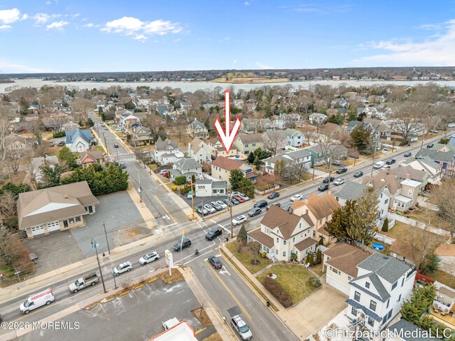 Building Photo - 331 Richmond Ave