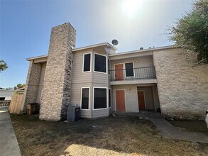 Building Photo - 8913 Schick Rd