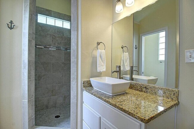 Building Photo - 2212 TX-361