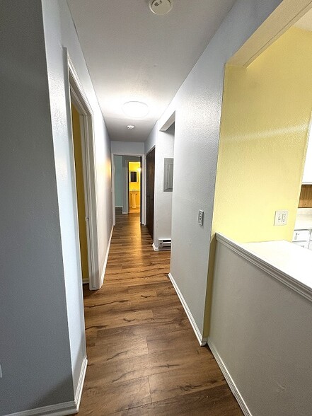 Building Photo - 14896 E 2nd Ave