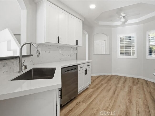 Building Photo - 356 Carrione Ct