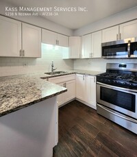 Building Photo - Charming Jefferson Park 1 bed - Heat and G...