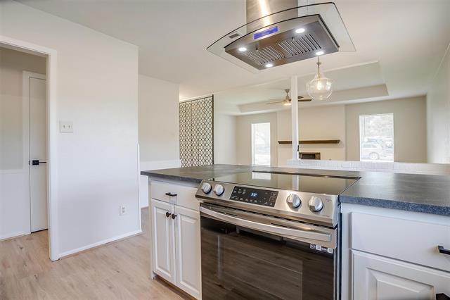 Building Photo - 4759 Fieldcrest Dr