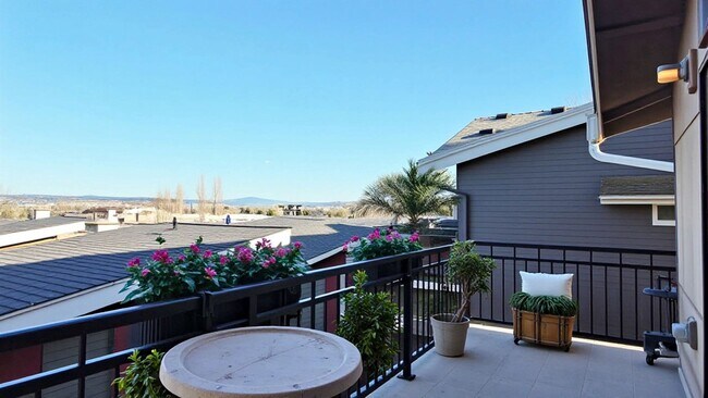 Building Photo - 3bd/2.5ba Seattle Townhome