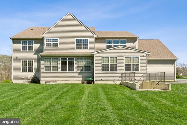 Building Photo - 22411 Conservancy Drive